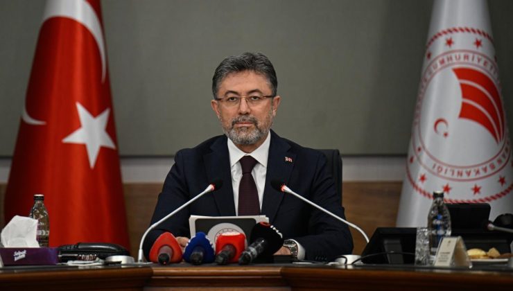 Bakan Yumaklı: Kişi başı su tüketimimizi 100 litrenin altına düşürmeyi hedefliyoruz