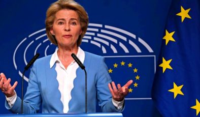 Ursula Von Der Leyen yeniden Avrupa Komisyonu başkanı seçildi