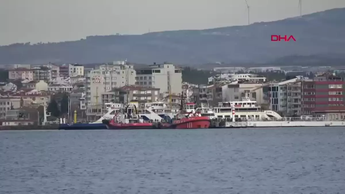 Bozcaada ve Gökçeada Feribot Seferleri Fırtına Nedeniyle İptal Edildi