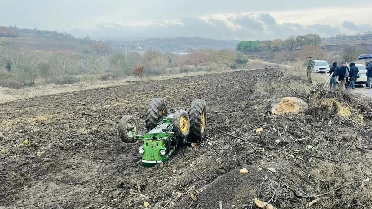 Çan’da devrilen traktör can aldı