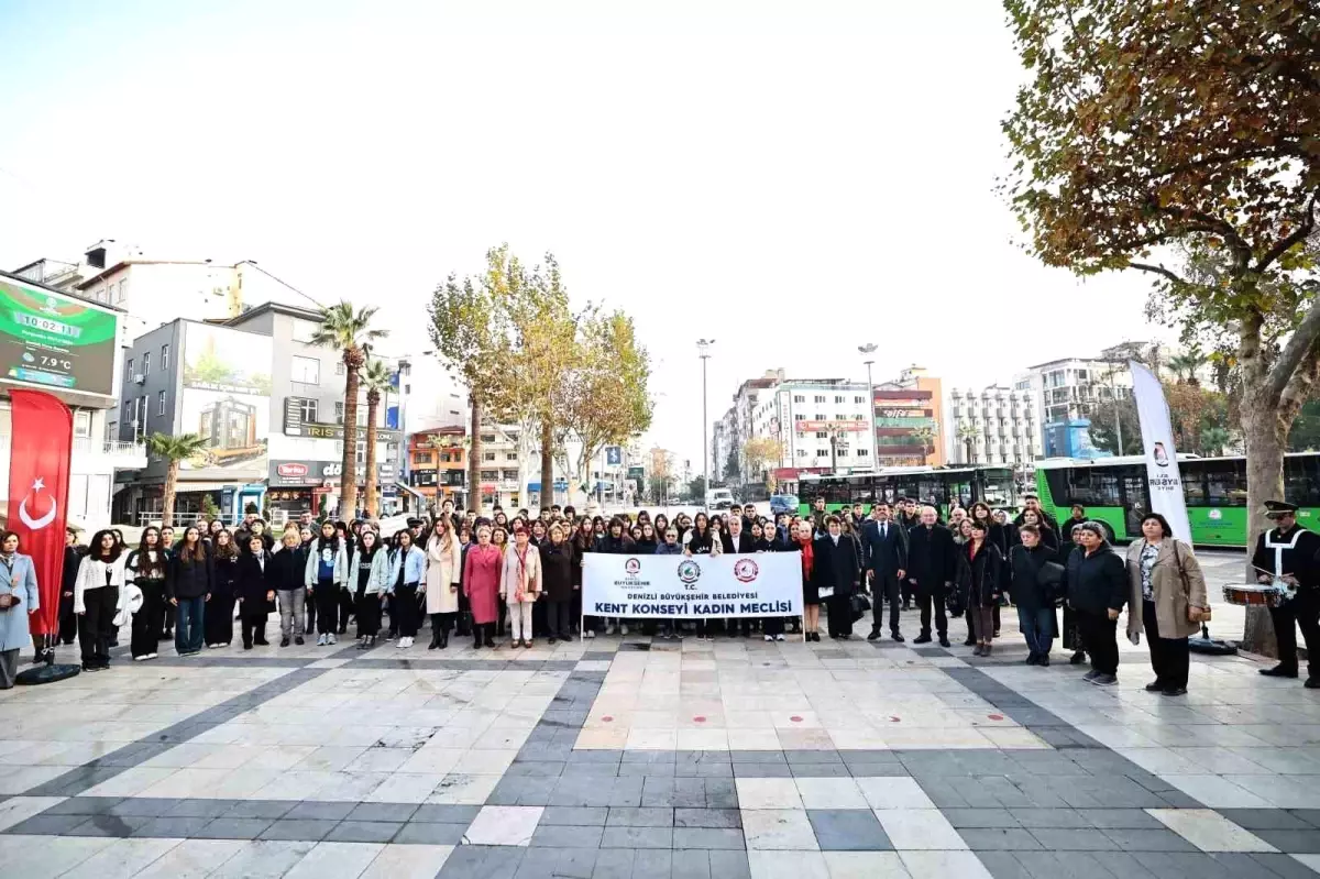 Denizli’de Kadın Meclisi, Seçme ve Seçilme Hakkının 90. Yıldönümünü Kutladı